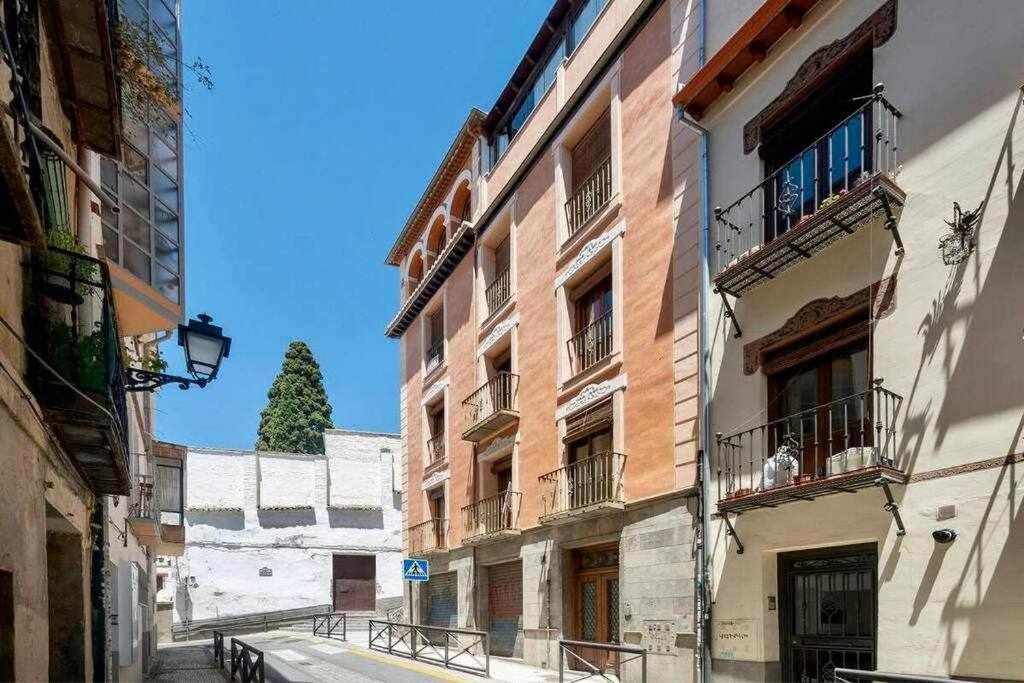 Luxe Haven In Granada Appartement Buitenkant foto