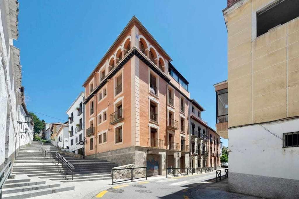 Luxe Haven In Granada Appartement Buitenkant foto